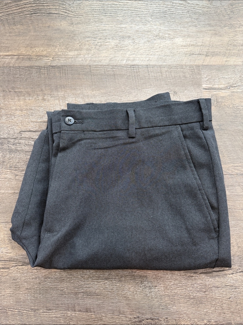 Van Heusen Traveler 36x29 Straight/Flat Front Black w/Blue Dress Pants